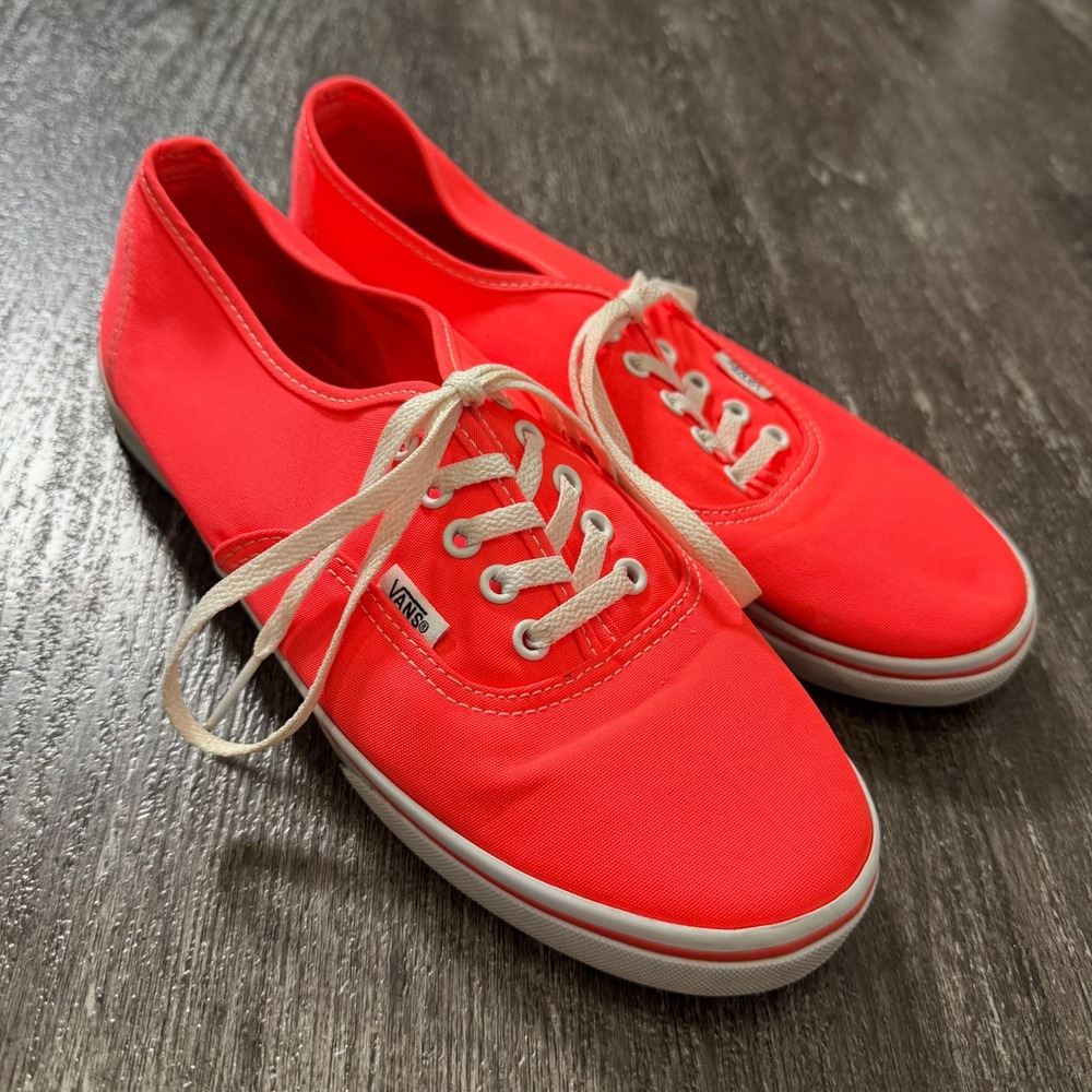 Vans Authentic Lo Pro Sneakers Women 8.5 Men 7 Neon Coral Pink Low Top Canvas‎
